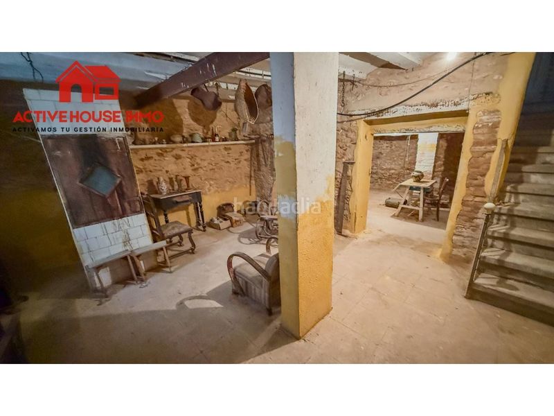 Foto 6fd6dd6e-8780-4720-a7d5-7158a207e14c. Casa amb aparcament a Santa Bàrbara