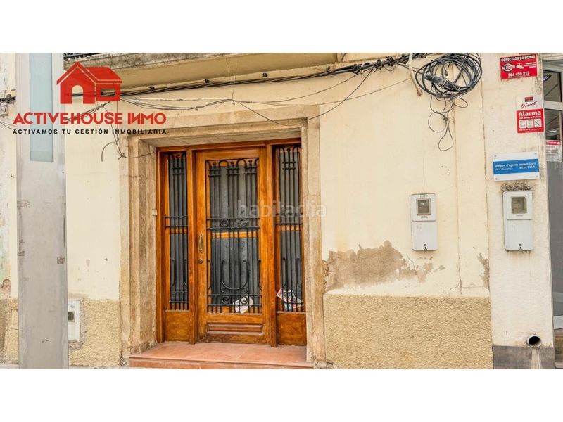 Foto e323651d-9d7c-42b1-9bd8-5168c5396897. Casa amb aparcament a Santa Bàrbara