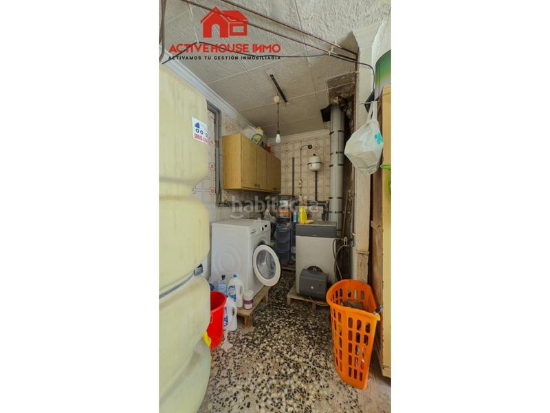 Foto 7d8d9468-a35d-455e-9cf0-52116cc4a942. Casa amb aparcament a Deltebre