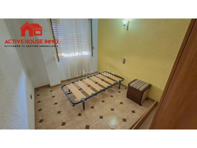 Foto 9f66d42b-fdfc-4e44-98fc-55c8e84d7409. Casa amb aparcament a Deltebre