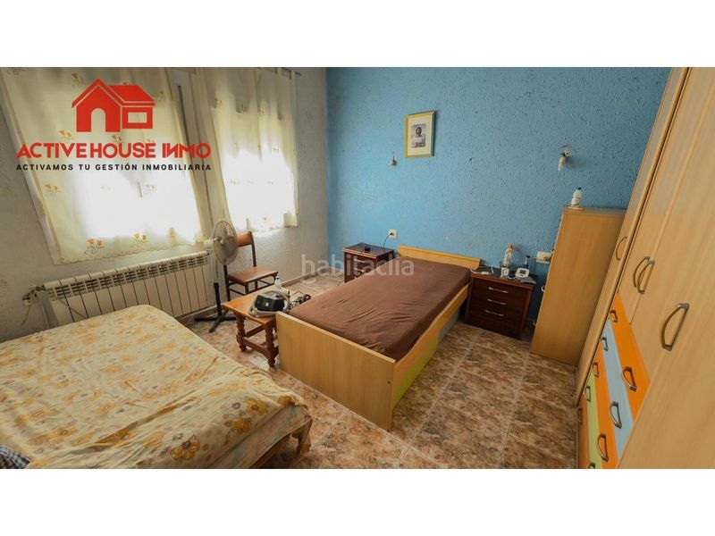 Foto ca558664-5c73-4920-ab12-a937d85c5423. Casa amb aparcament a Deltebre