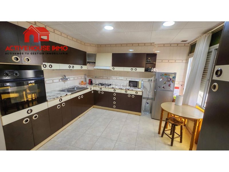 Foto 9aeb4aad-40c3-43e8-b3e6-9aab34a3644d. Casa amb calefacció aparcament a Alcanar