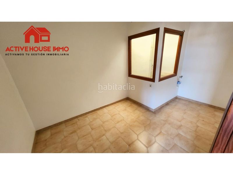 Foto 15a152c6-bf5f-4e09-ba53-ce1168497f63. Casa amb aparcament a Alcanar