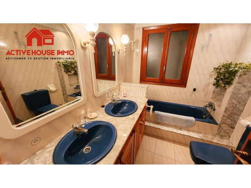 Foto 5ba2b765-6c02-4c06-80ff-691a22fff46f. Casa amb aparcament a Alcanar