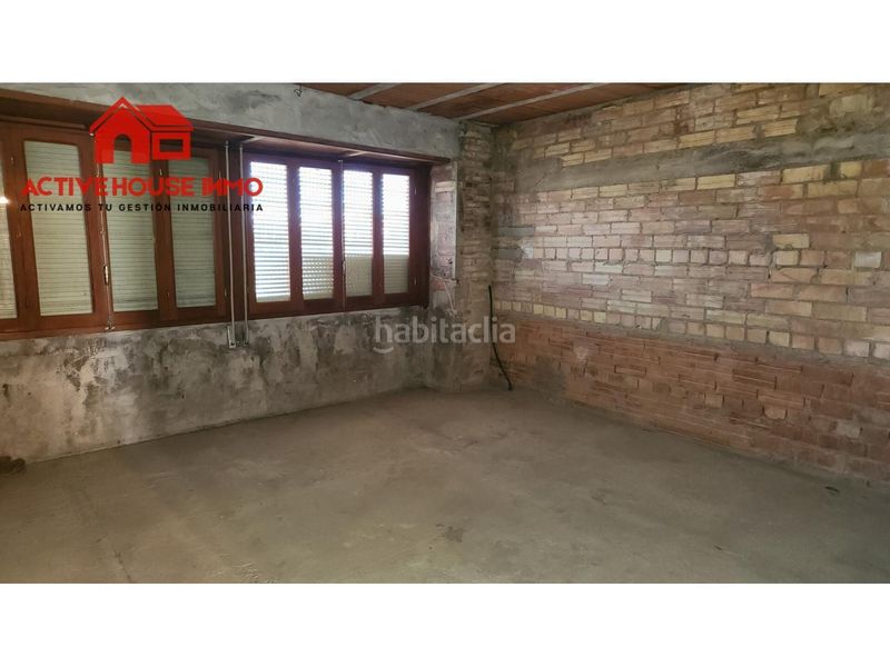 Foto bb86b316-3b7e-4bb0-ab1f-d31d367da421. Casa amb aparcament a Alcanar