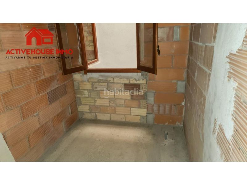 Foto ec63d8e2-0c04-4f12-b4c0-409287c110ae. Casa amb aparcament a Alcanar