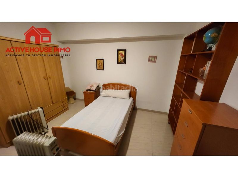Foto feda2c58-2502-4e0c-b134-fb2b32cca43a. Casa amb aparcament a Alcanar