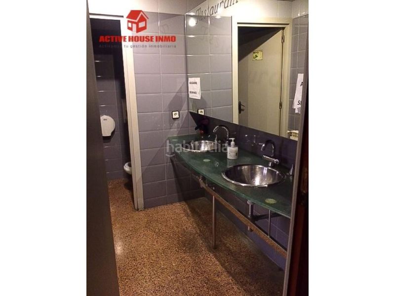 Foto a264fd12-9b13-40be-8168-1aadd271c5e4. Edificio in Santa Bàrbara
