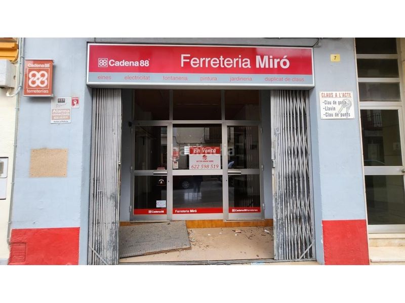 Foto f2361a30-9eb3-4285-ba1e-370dc0f672b9. Local comercial a Santa Bàrbara