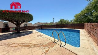 Duplex  Carrer de l'arxiu de simancas. Àticodúplex con dos grandes terrazas en la ràpita