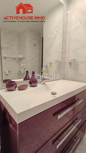 Foto 5d54b477-9215-4e74-ac27-490182d1d259. Àtic amb calefacció aparcament a Nord La Ràpita