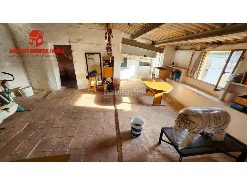 Foto 5ae0bde9-4e7d-419e-9e37-387491ad94b2. Doppelhaus in sant josep 39 in Godall