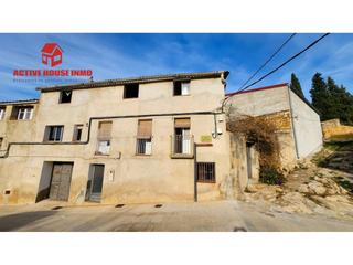 Casa bifamiliare in Sant josep 39. Casa pareada en venta en godall