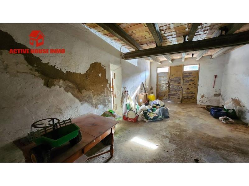 Foto eb703560-f401-4006-a1f0-bda9737f218e. Doppelhaus in sant josep 39 in Godall