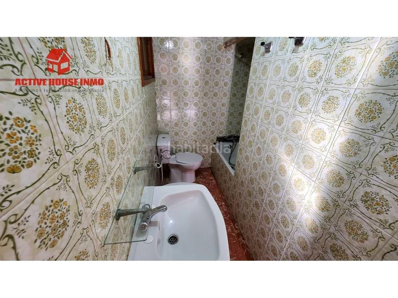 Foto fe1888f1-88be-4109-b72e-4502d0e838d4. Doppelhaus in sant josep 39 in Godall