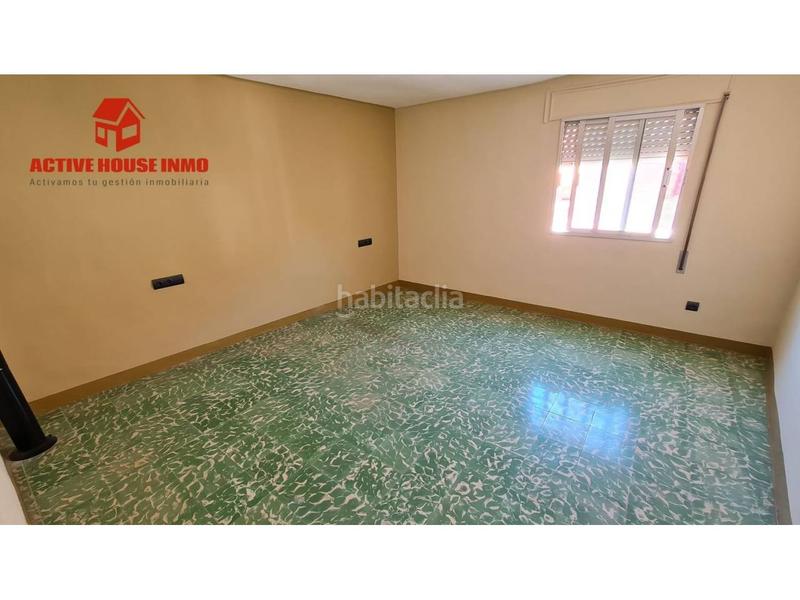 Foto 3fd7f63a-b936-459a-92c0-1fa6027a3fc5. Casa pareada en Masdenverge