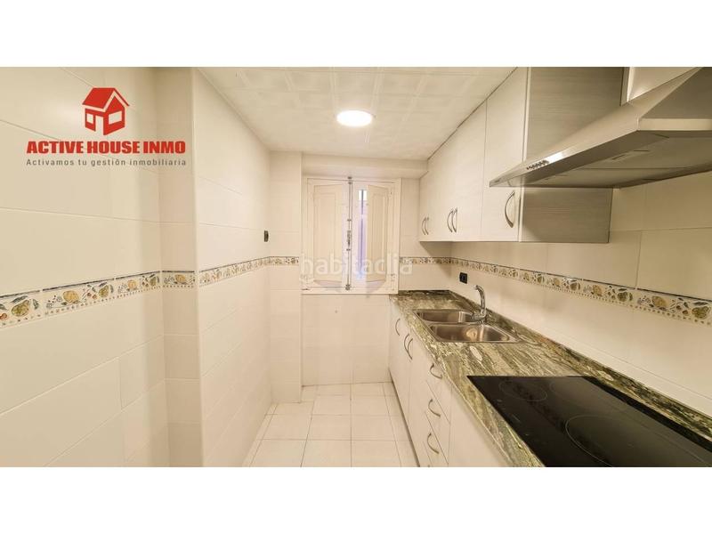 Foto aea82e77-b82a-45c4-a230-920b2ae71570. Casa pareada en Masdenverge