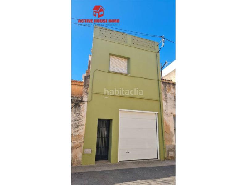 Foto c1d397fd-844c-4f98-bb15-59a06bdbc049. Casa pareada en Masdenverge