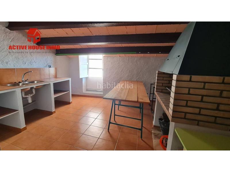 Foto f192c77e-feae-424a-b470-033e12af441d. Casa pareada en Masdenverge
