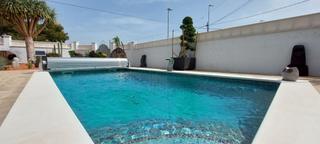 Chalet en Centre. Chalet en venta en centro, 3 dormitorios.