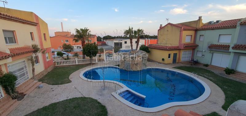 Foto 8e3d2c71-0e9b-4482-ac2f-90d284d6a411. House with heating pool in Centre Miami Platja