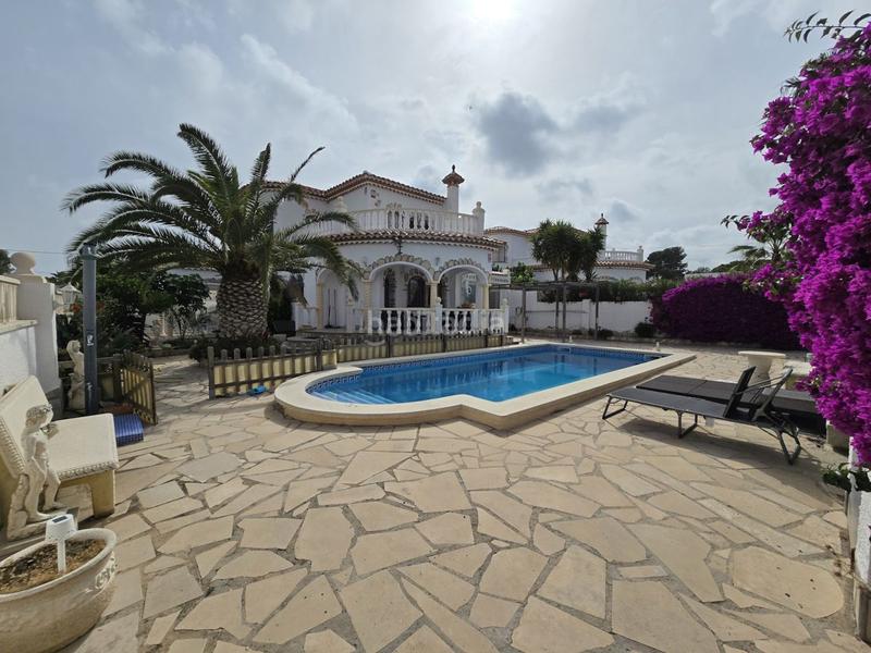 Foto 3043ba37-2de2-4305-ad74-7548ff5904c4. Location chalet dans Centre Miami Platja