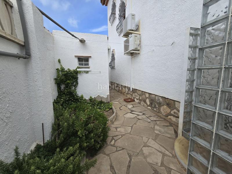 Foto f506c066-cf86-40c1-872a-9084ce758747. Location chalet dans Centre Miami Platja