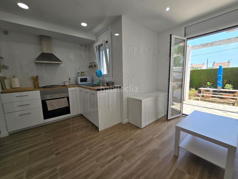 Foto 097837ef-728a-42d5-8f13-66e1e98545c7. House with parking pool in El Casalot Mont-roig del Camp