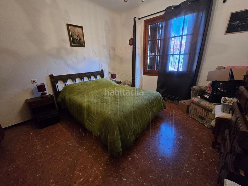 Foto 5b9052e9-3f6a-4d35-a723-d456656d2b2d. Casa amb aparcament piscina a Centre Miami Platja