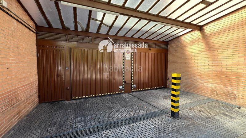 Foto ac6fa2e3-6fc3-460e-97f2-697dda010beb. Aparcament cotxe a Nou Eixample Nord Tarragona