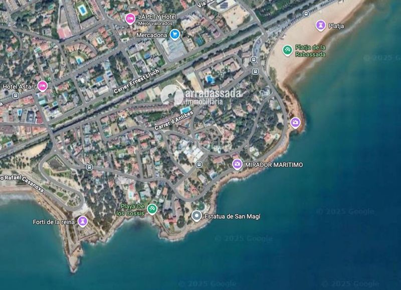 Foto c434ae40-94ef-4693-992a-581a56d8bc29. Terreny residencial a Llevant Tarragona