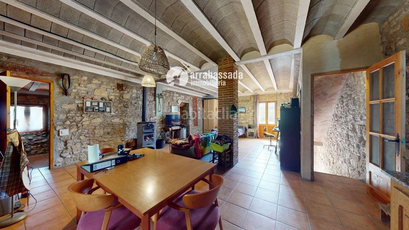 Foto 2b034fc5-8865-4b52-aa89-9c1b3a48255f. Casa in Mont-ral