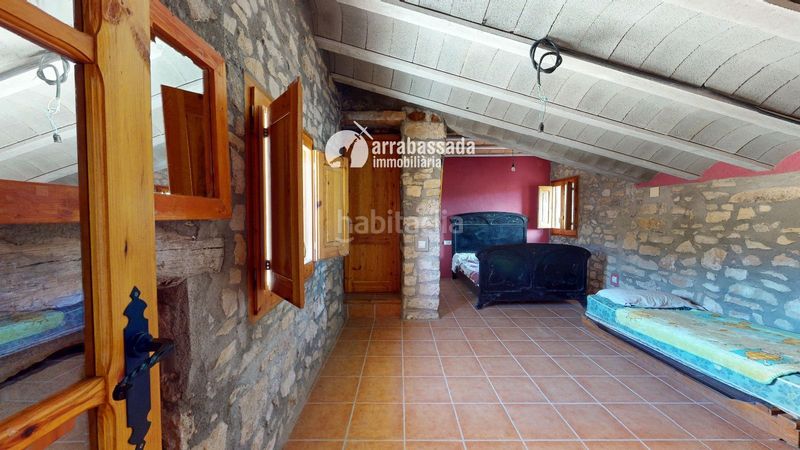 Foto 31a98e3f-0ac8-499d-b02e-eff5d68e8beb. Casa in Mont-ral
