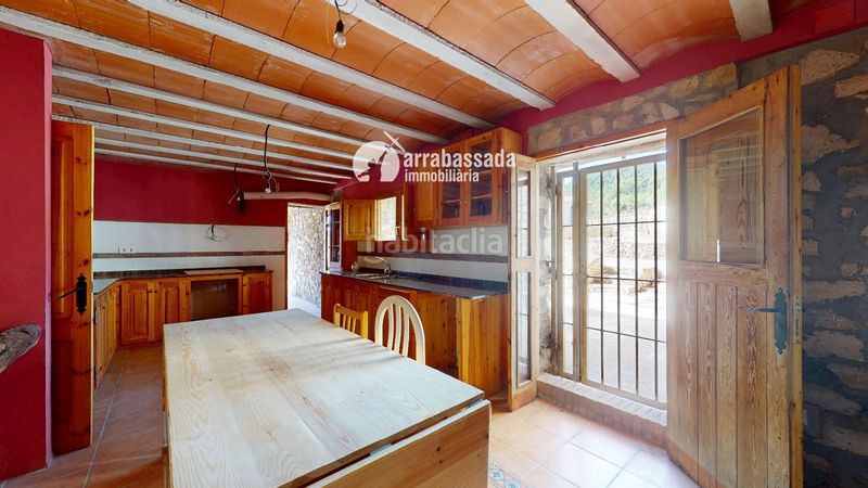 Foto 37cea746-70b5-4511-b958-dd971b169d0c. Casa in Mont-ral
