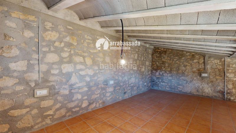 Foto 393e524a-3a35-4d5a-8335-969f93f2aed3. Casa in Mont-ral