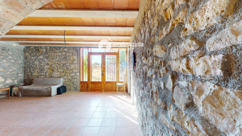 Foto 40ecf5db-82cc-4d3e-a784-93029dd1eb19. Casa in Mont-ral