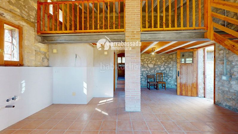 Foto 6d79581d-073a-49c1-a7a2-ea3e777eeaee. Casa in Mont-ral