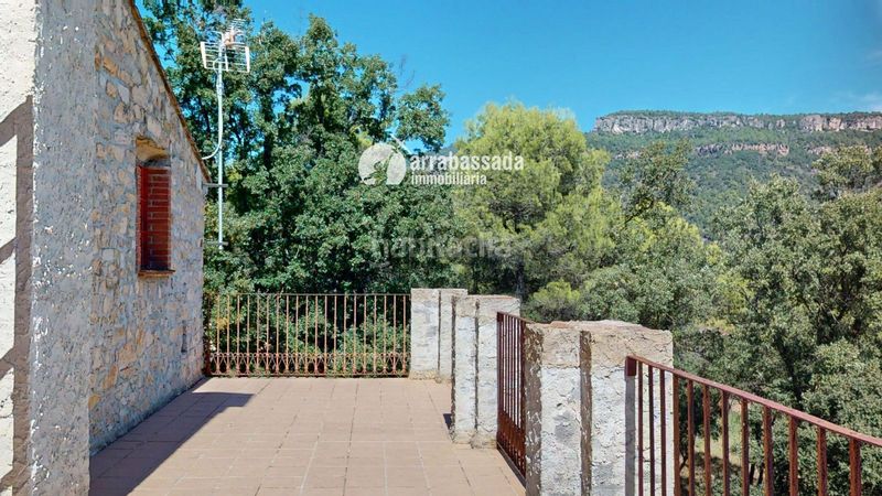 Foto 74277f47-db91-404f-bdf8-f6e086ba3638. Casa in Mont-ral