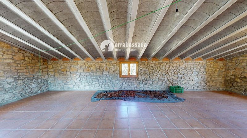 Foto aae26222-af23-47cd-80ca-84ab647c4f42. Casa in Mont-ral