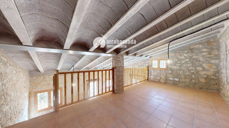 Foto b1966c70-08f1-403b-b0b0-205e480544a4. Casa in Mont-ral