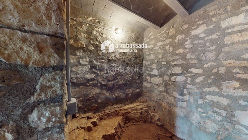 Foto f7b65e18-a847-403e-b125-1bb26543e014. Casa in Mont-ral