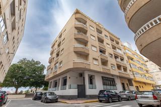 Appartement à El Acequión. Un dormitorio cerca de la playa