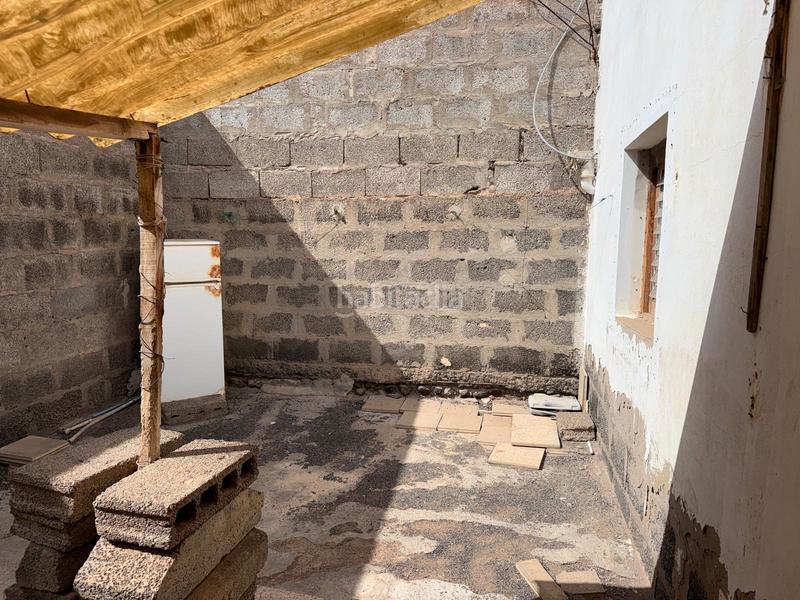 Foto 6fbe740b-899a-45d9-b08a-6d7099b6ab90. Casa con parcheggio in Carrizal Ingenio