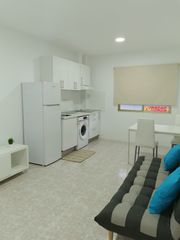 Alquiler Piso  Avenida de carlos v. Se alquila en carrizal