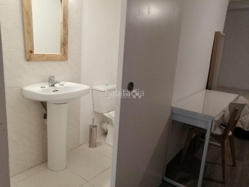 Foto 3c4504cf-4e67-4849-94f8-7284d430f80c. Lloguer apartament a Vila de Gràcia Barcelona