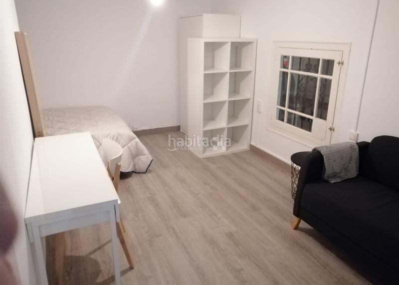 Foto e2fa1fa4-d948-41fc-8ab7-7a1b30b89df6. Lloguer apartament a Vila de Gràcia Barcelona