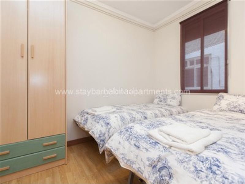 Foto 42fcd243-feb7-47ed-900f-6226ebabb257. Alquiler apartamento  de 4 habitaciones en eixample en Barcelona