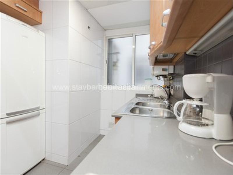Foto efbb85fe-f1e3-487c-b4bd-97c1aa1654cc. Alquiler apartamento  de 4 habitaciones en eixample en Barcelona