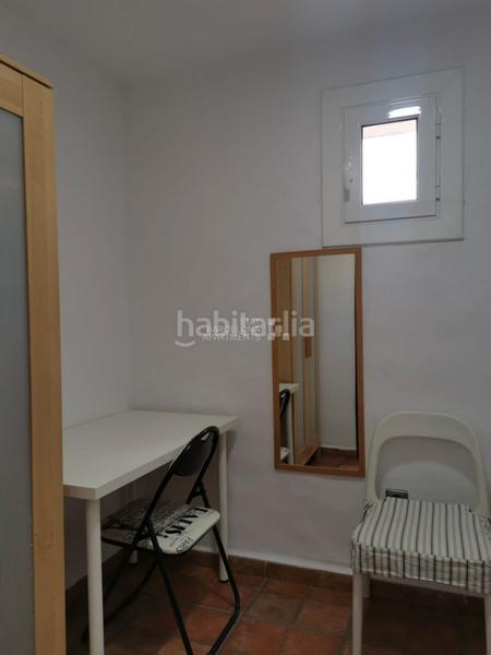 Foto 2753d968-5c81-4fb9-88fe-d21705f14fb9. Rent apartment with heating in Gòtic Barcelona