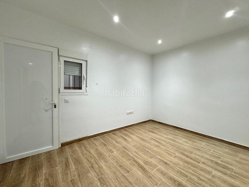 Foto f9d1e6b5-103d-462e-8164-ed243766d0c4. Alquiler estudio alquiler de local acondicionado como estudio en pleno Centro en Mérida